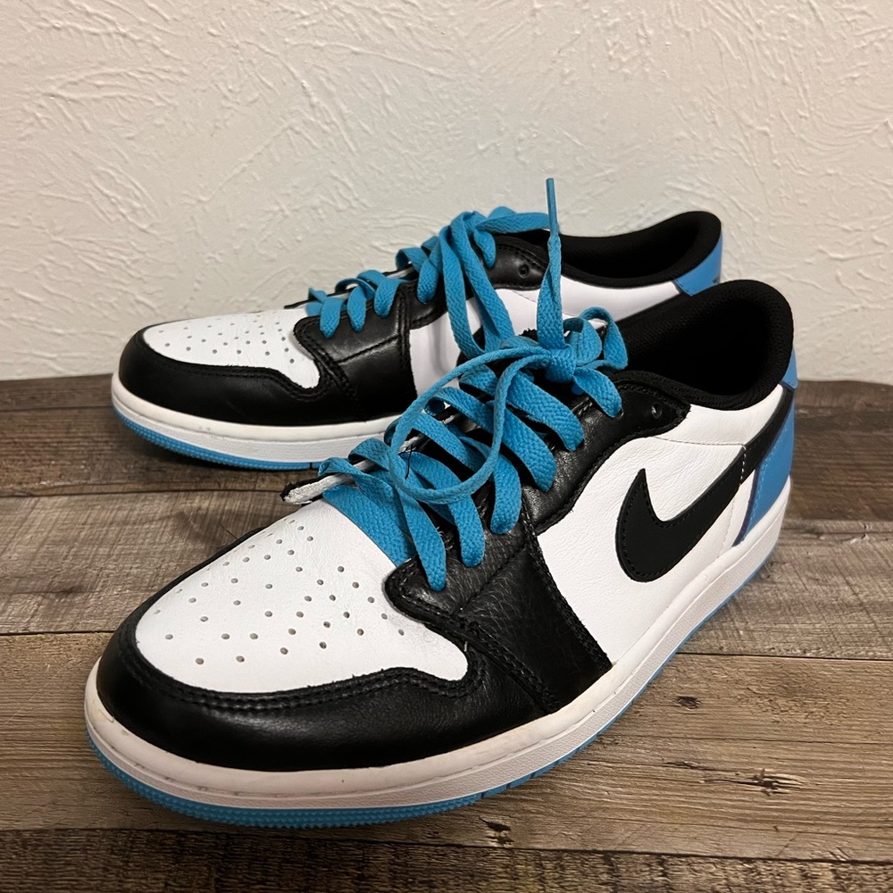 Nike Air Jordan 1 Retro Black Dark Powder Blue Low Top 9.5 Men’s 11 Women’s